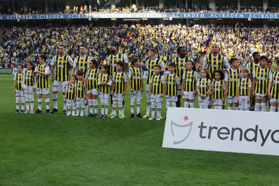 Fenerbahçe Beşiktaş derbisinde görülmemiş şey - Resim: 11